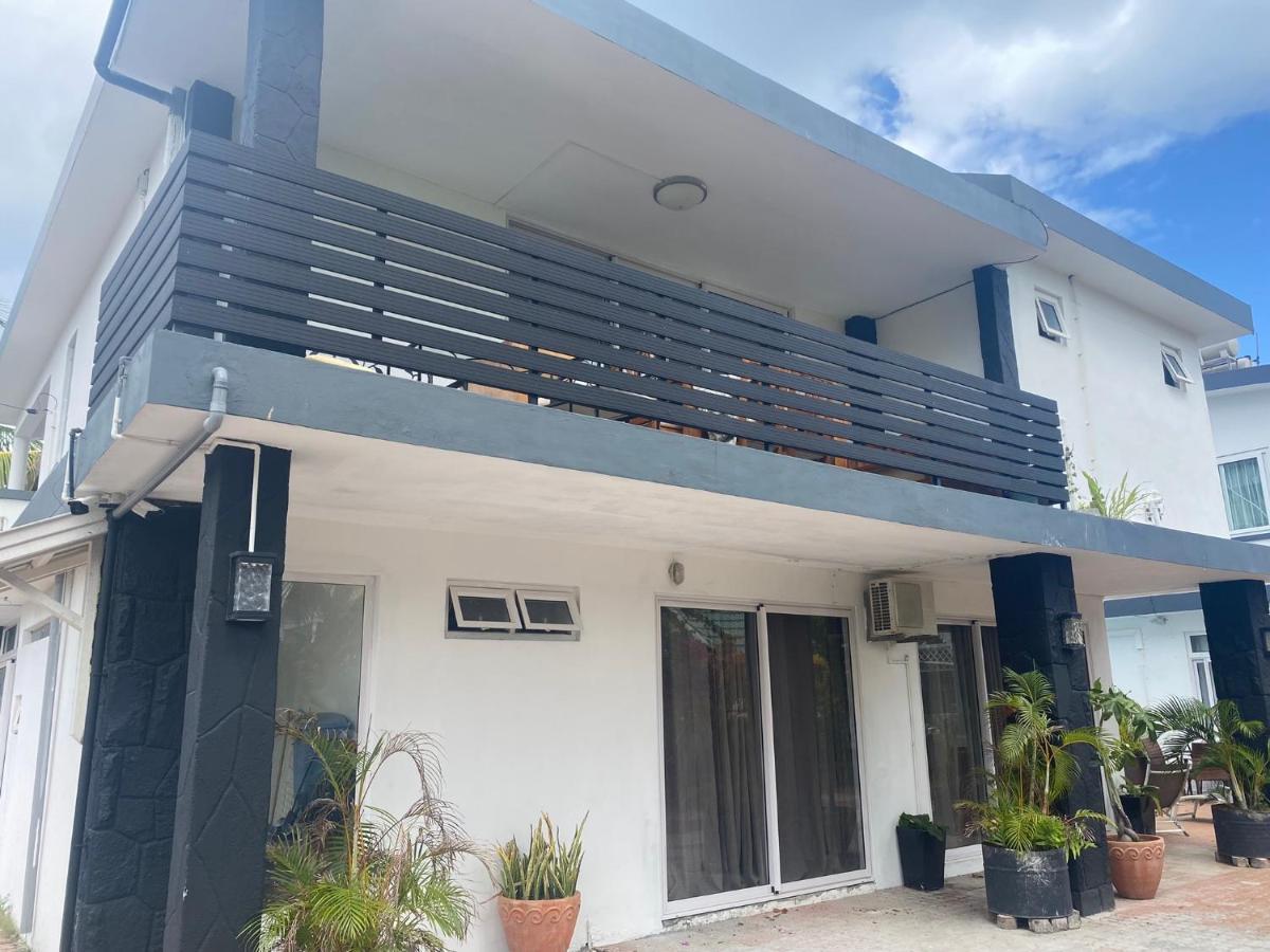 Oceanpride Complex Apartment Flic en Flac Ngoại thất bức ảnh