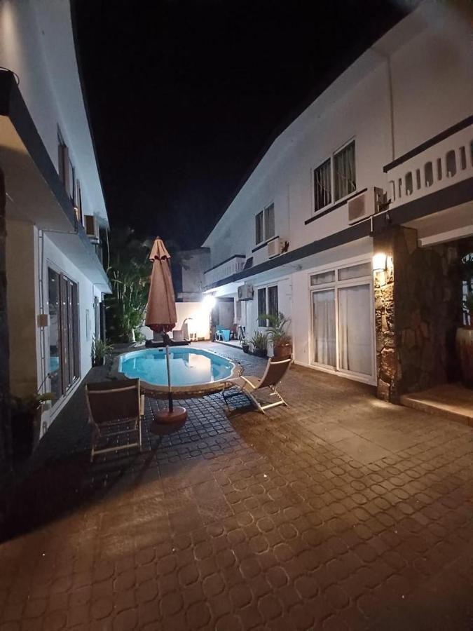 Oceanpride Complex Apartment Flic en Flac Ngoại thất bức ảnh