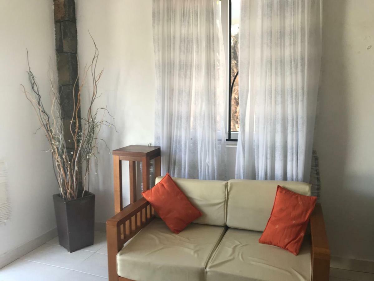 Oceanpride Complex Apartment Flic en Flac Ngoại thất bức ảnh